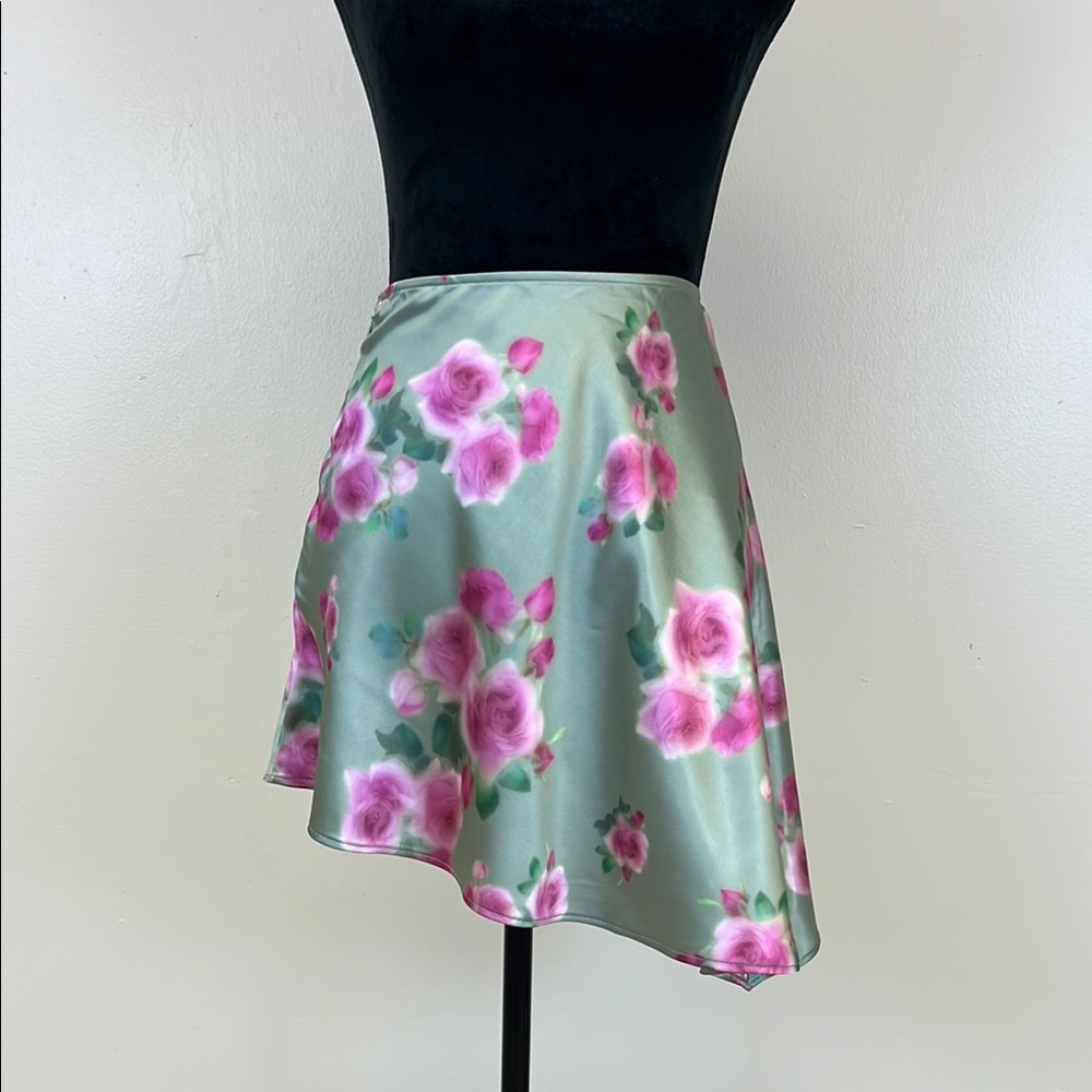 WeWoreWhat Green Asymmetrical Skater Mini Skirt